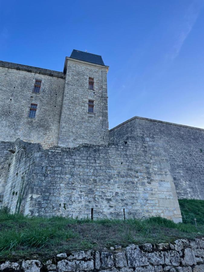 Auberge Du Boisne Villebois-Lavalette Kültér fotó